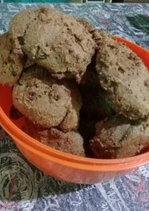 Una foto de Galletas tipo muffins de algarroba y pasas de uva