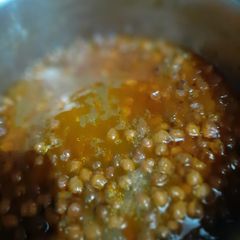 A picture of Black channa.