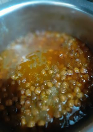 A picture of Black channa.