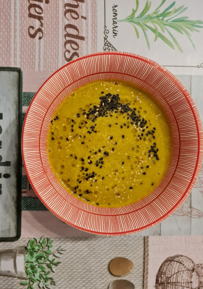 Una foto de Crema de calabacín, hinojo y cebolla en Monsieur Cuisine