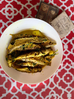 A picture of Parshe macher jhaal (bengali style).