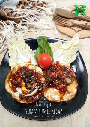 Foto resep Telur Ceplok Siram Tumis Kecap