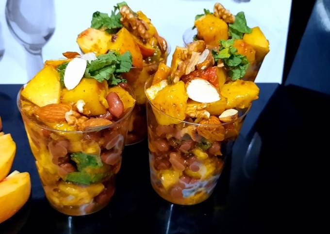 Mango peach salad 🥗 😋