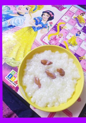 साबुदाना खीर(sabudana kheer recipe in hindi) रेसिपी मुख्य फोटो