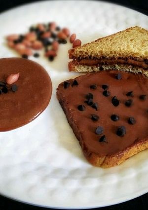 A picture of Chocolate Peanut Butter.