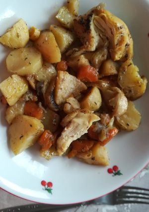 Tepsis hús zöldségekkel recept fotója