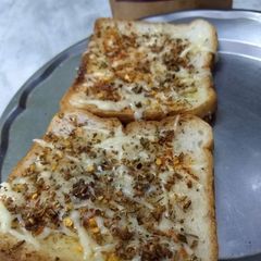 Garlic bread A picture of Garlic bread.