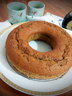 Foto di Ciambella alla liquirizia senza latte e burro