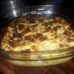 A picture of Bread pudding.