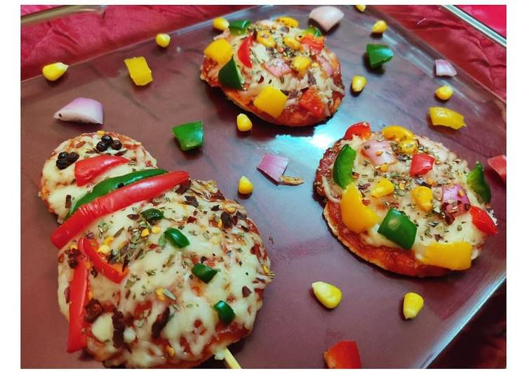 Mini cheese burst pizza