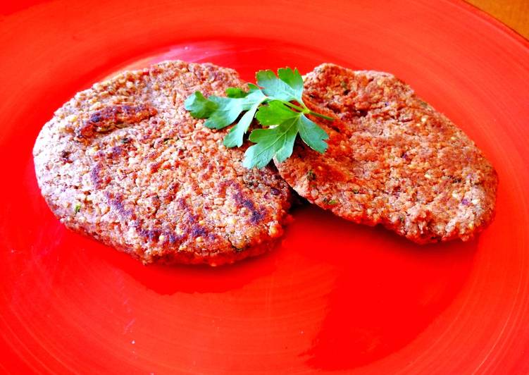 Hamburguesas de quinoa y judías rojas vegetarianas