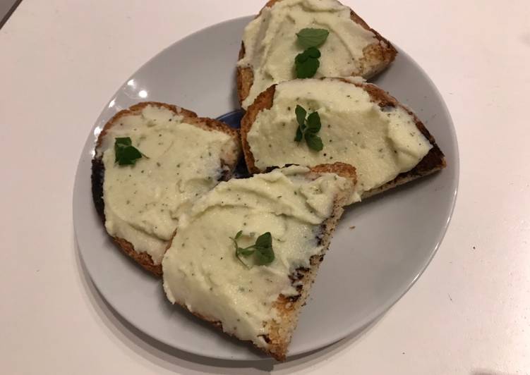 Crostini con baccalà mantecato alla Fiorentina