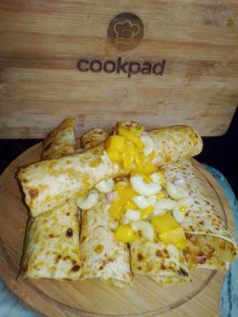 Simple Way Prepare Recipe Kababs Corn Tortillas with Mango Salsa that is Delicious, Delicious}