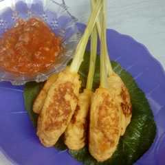 A picture of Sate lilit ayam.