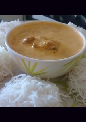 A picture of Koli curry(Coorg style chicken curry).