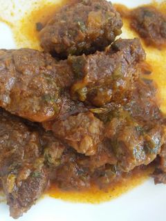 Foto de Posta vermelha na panela de pressão