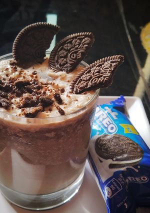 A picture of Oreo coffee shake.