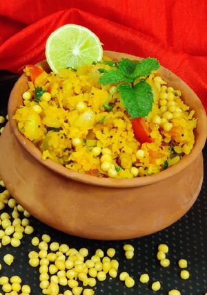 हांडी पोहा (Handi Poha recipe in Hindi) रेसिपी मुख्य फोटो