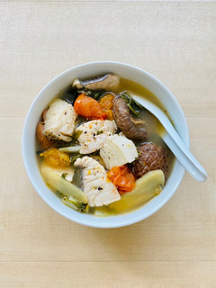 A picture of Fish soup in refreshing broth.