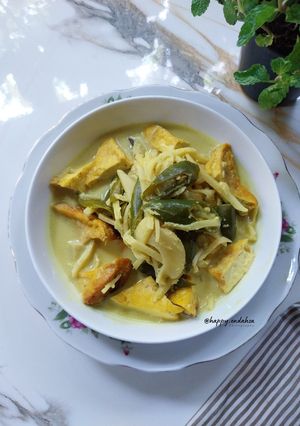 Foto resep Lodeh Rebung Tahu Kuning