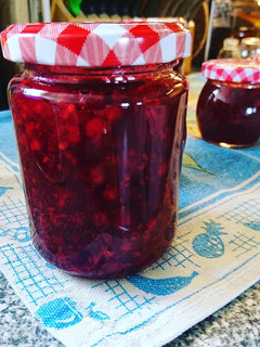 Johannisbeeren-Konfitüre mit Vanille und Zimt Rezepthauptbild