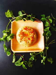 મસાલા ખીચું (Masala Khichu Recipe In Gujarati) રેસીપી મુખ્ય ફોટો