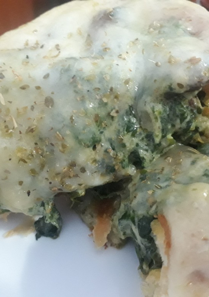 Una foto de Volován relleno de espinacas a la crema