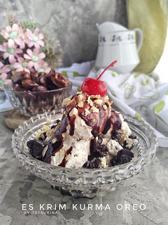 Foto resep Es Krim Kurma Oreo (dgn saus cokelat homemade)