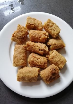 A picture of Oatmeal Rolled Cookies.
