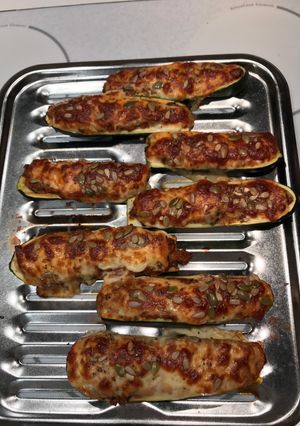 A picture of Stuffed zucchini (vegetarian).