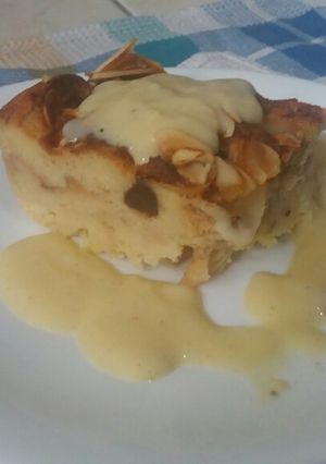 Foto resep Bread Pudding with Custard Vla