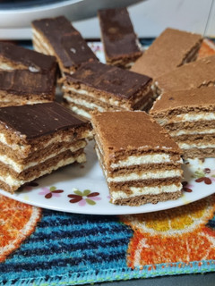 Csányi mézes krémes recept fotója