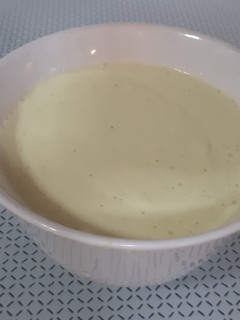 Una foto de 151. Crema fría de pepino y manzana