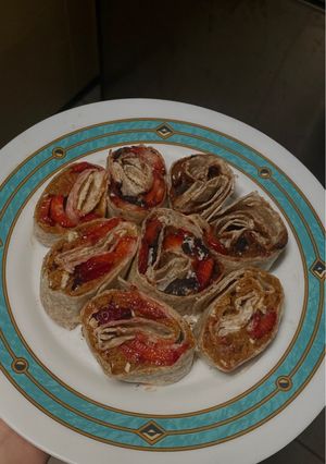 Φωτογραφία της συνταγής Tortilla sushi rolls🥢🍓