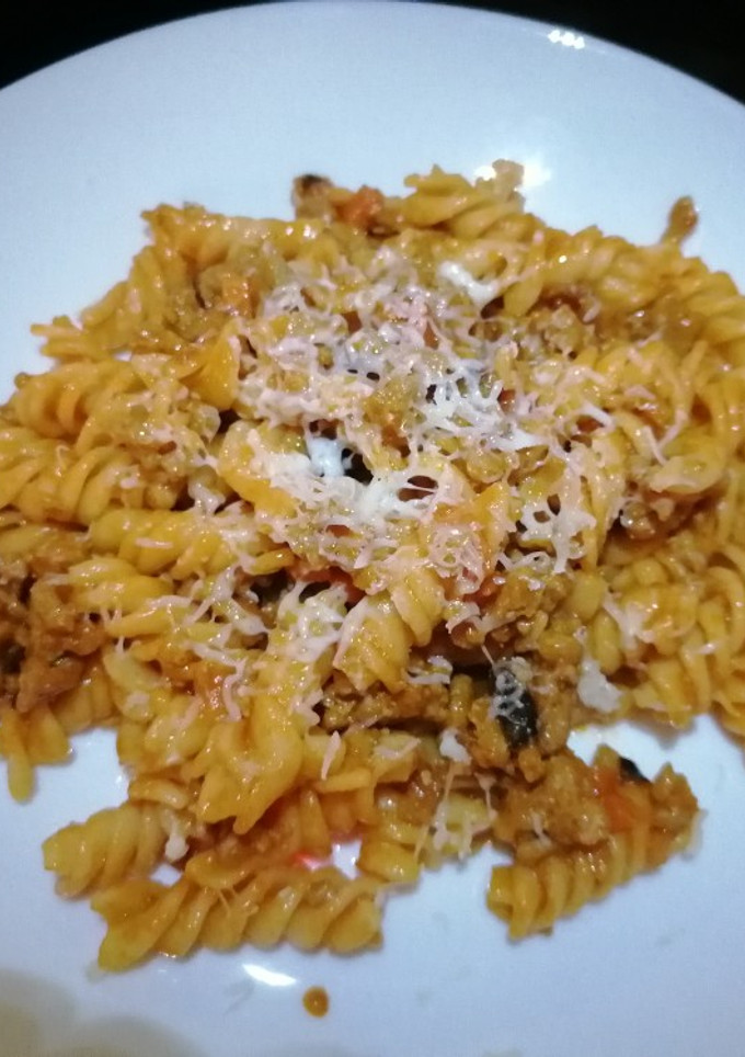 Una foto de Espirales con carne y verdura