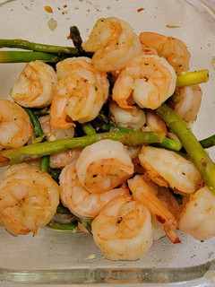 A picture of Chili-Lemon Shrimp and Asparagus.