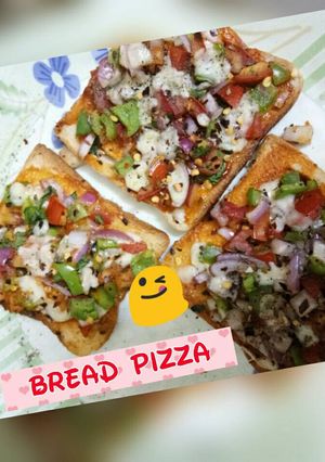 A picture of Bread Pizza.