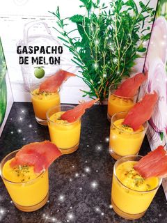 Une photo de Gaspacho de melon 🍈 # août