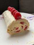 Roulé ganache vanille, chocolat blanc et framboises