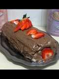 Brazo de gitano de chocolate y fresas