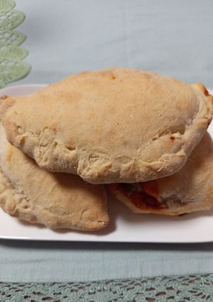 Φωτογραφία της συνταγής Πίτσα καλτσονε😋
