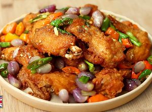 Foto resep Sayap Ayam Goreng dengan Oseng Bawang Devina Hermawan