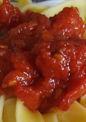 Una foto de Tomate frito natural🍅🌿