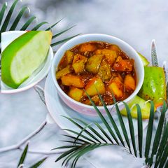 A picture of Sweet & Sour Raw Mango Chutney.