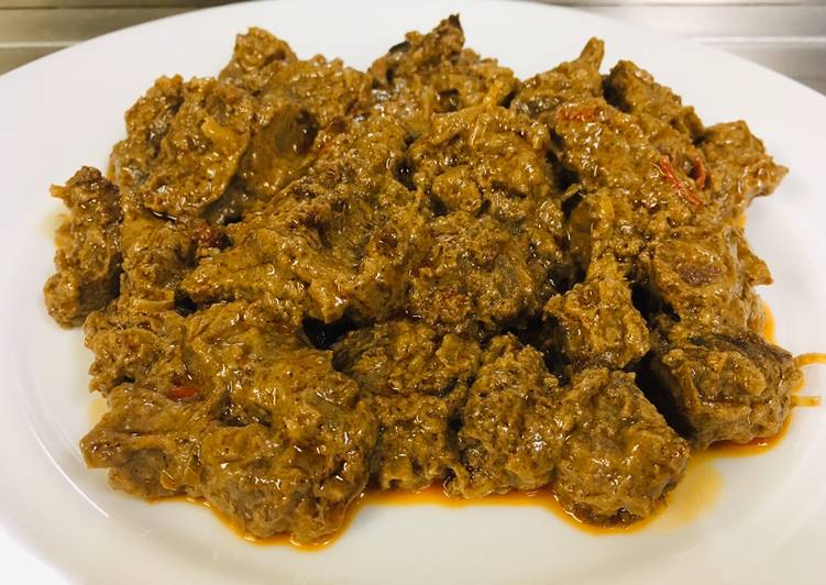 Cara Gampang Membuat Rendang Curry Beef Simple yang Lezat Sekali