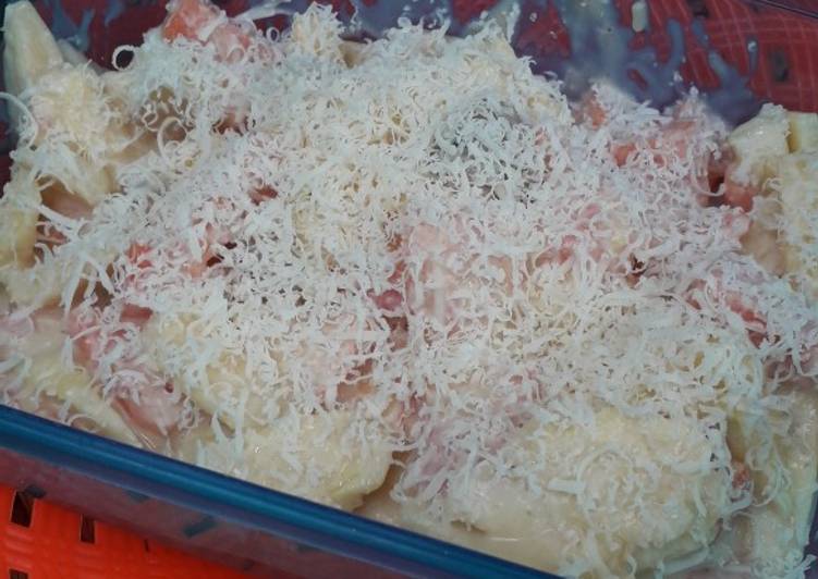 Salad buah lokal saos melimpah