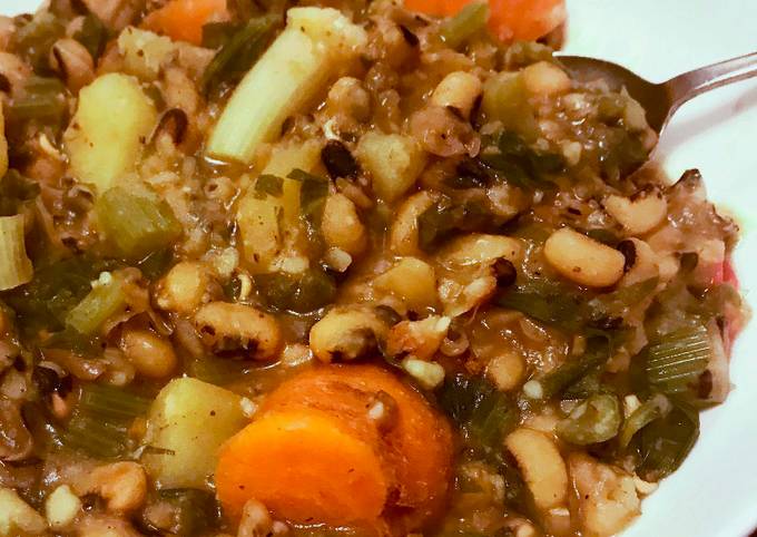 Seasonal Autumn English Veg and Black-Eyed Pea Curry (Masala Chawli)