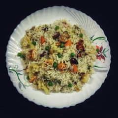 A picture of Veg Navratan pulao.