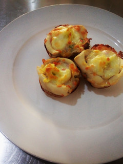 A picture of Cheesy tarts...