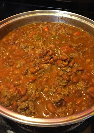 A picture of Ranch style beans w/seasoned beef.